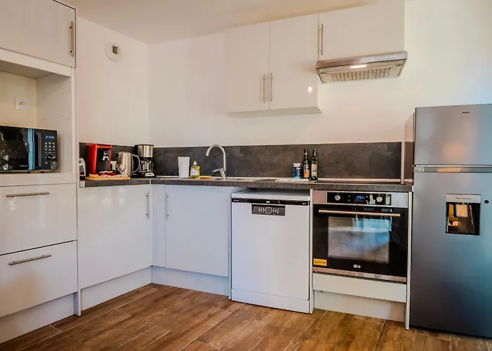 Maison Segrais - 6 Pers - Jardin - Vaugueux - Abbaye بيت للعطل كان